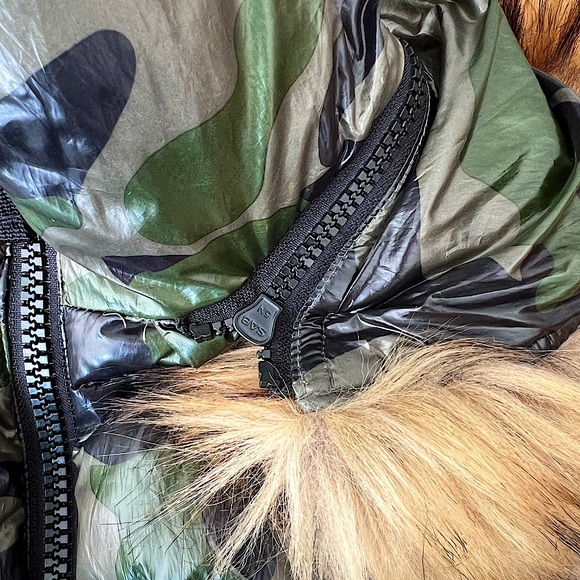 AQUA Faux-Fur Trim Camo Puffer Vest Bloomingdale’s Exclusive - Picture 16 of 16